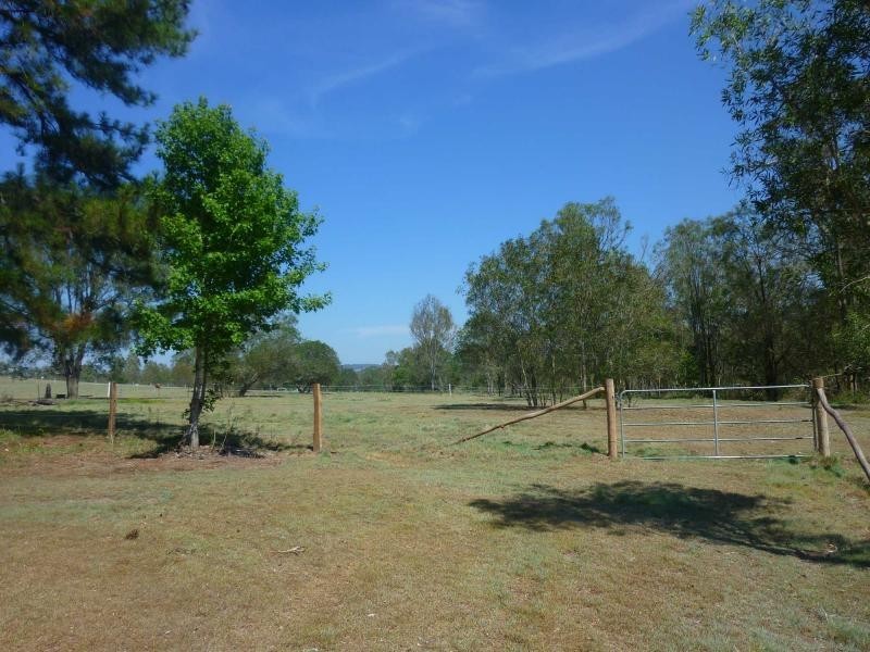 Fairney View QLD 4306