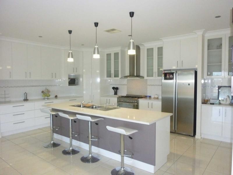 Kensington Grove QLD 4341