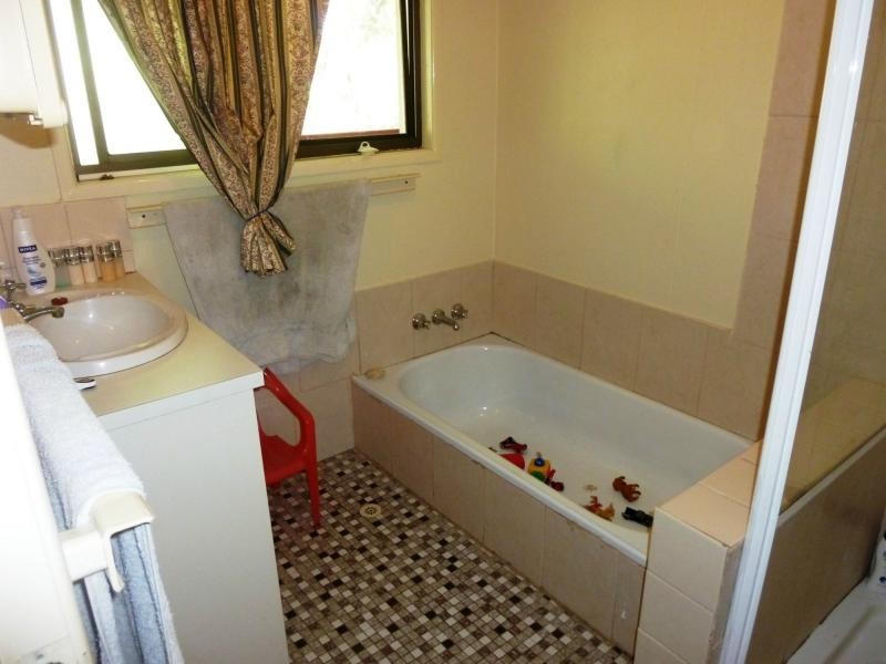 Kensington Grove QLD 4341