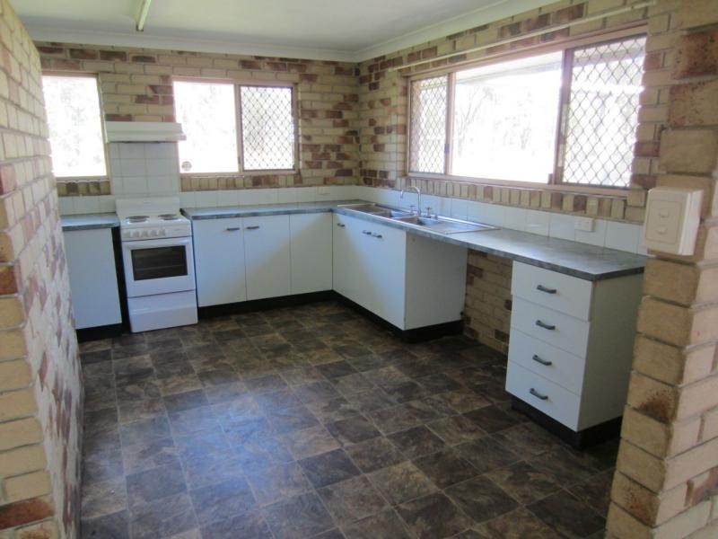18 Haslingden Road, Lockyer Waters QLD 4311