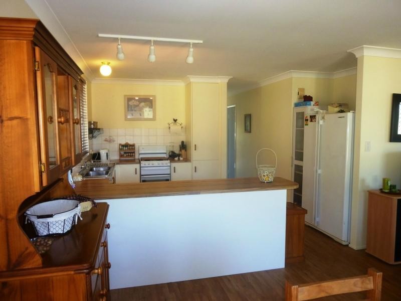 Kensington Grove QLD 4341