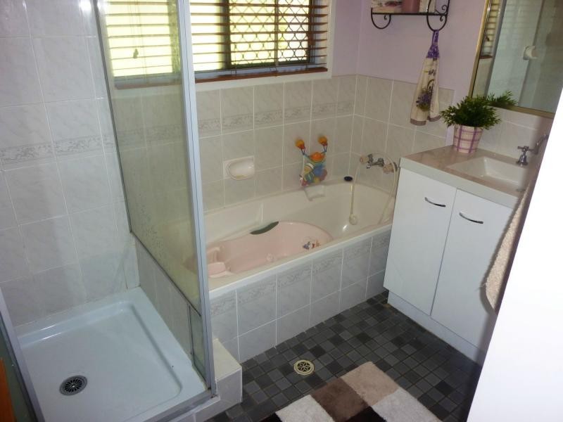 Kensington Grove QLD 4341