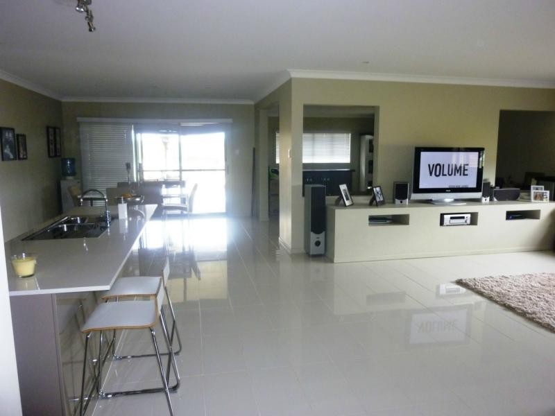 Kensington Grove QLD 4341