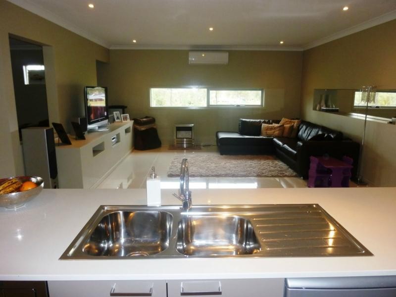 Kensington Grove QLD 4341