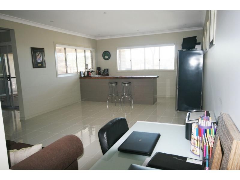 Kensington Grove QLD 4341