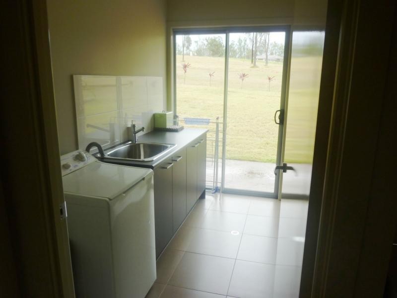 Kensington Grove QLD 4341