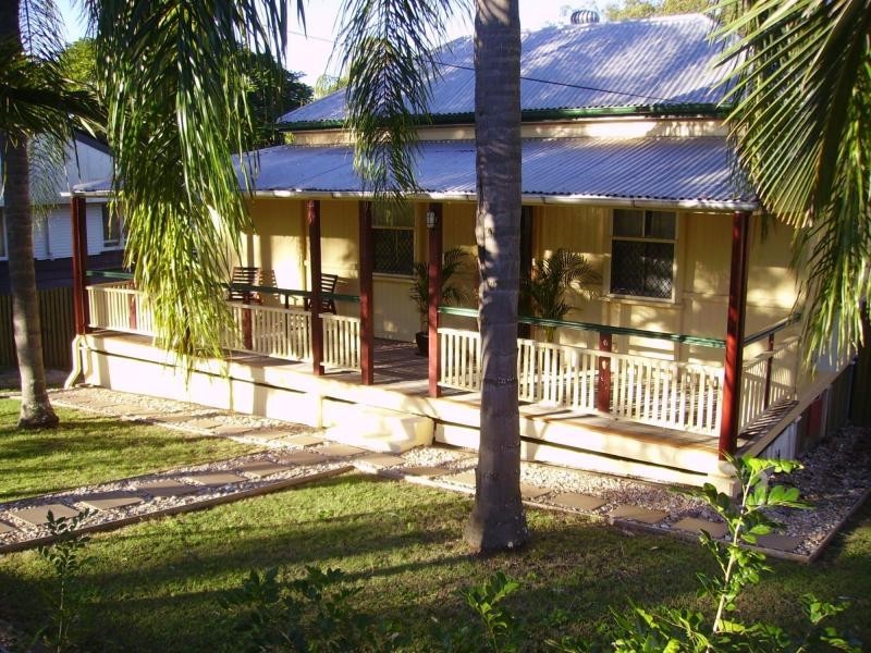 9 Weldon Street, North Ipswich QLD 4305