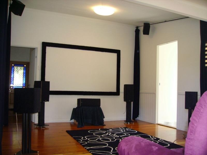 9 Weldon Street, North Ipswich QLD 4305