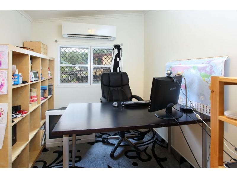 9 Weldon Street, North Ipswich QLD 4305