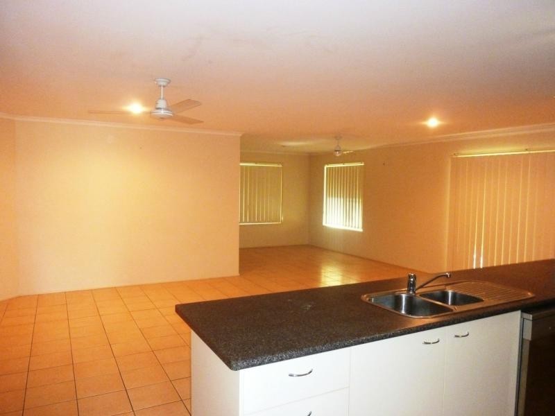 Kensington Grove QLD 4341