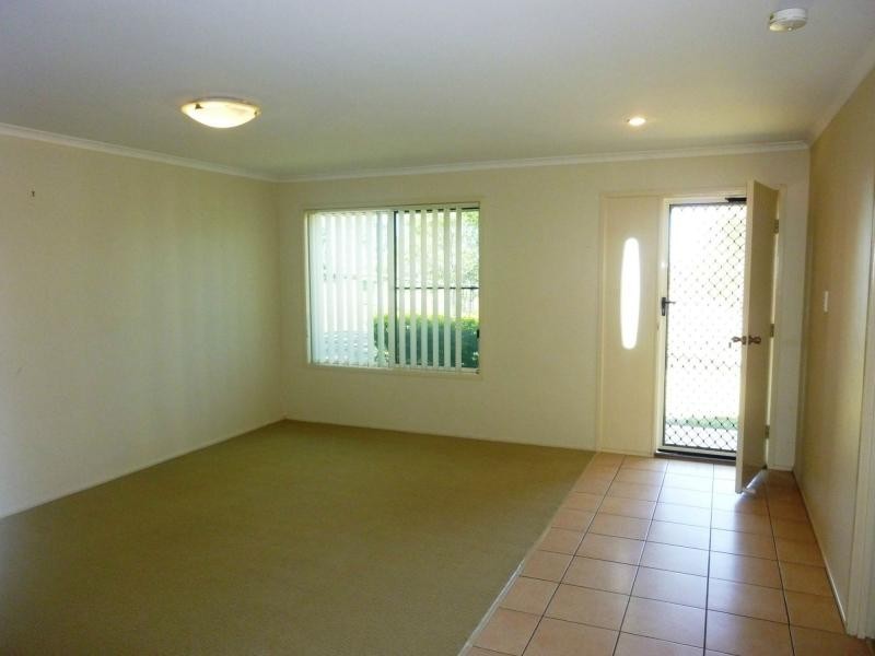 Kensington Grove QLD 4341