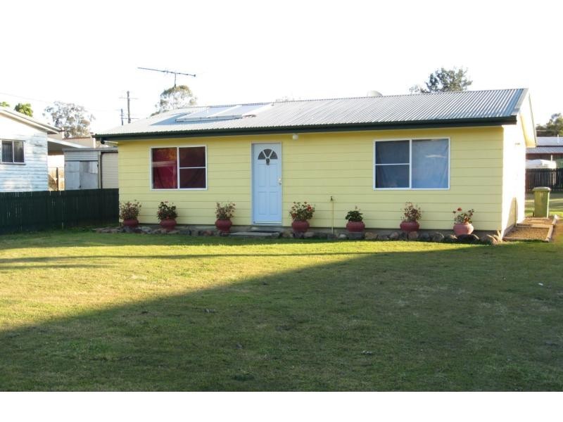 10 Burns Street, Fernvale QLD 4306