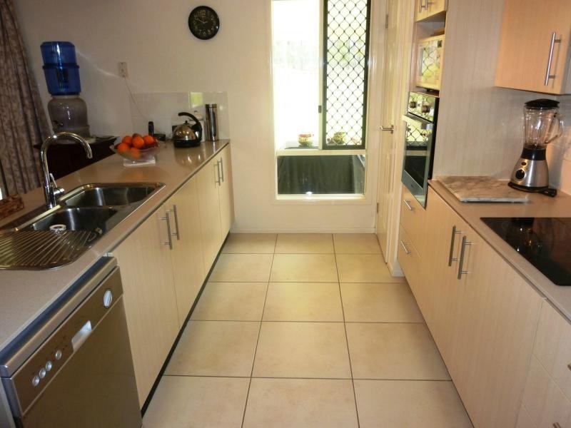 Kensington Grove QLD 4341