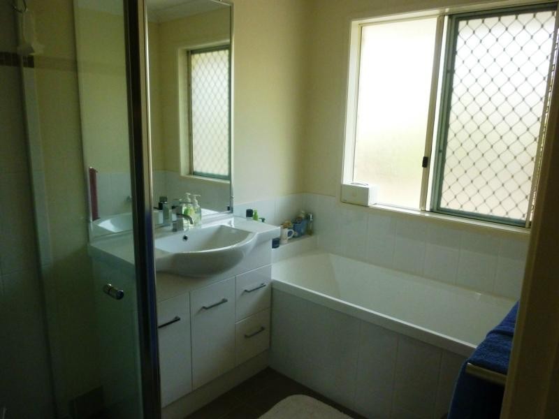 Kensington Grove QLD 4341