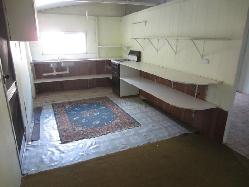 60 Kent Road, Lowood QLD 4311