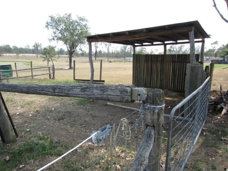 60 Kent Road, Lowood QLD 4311