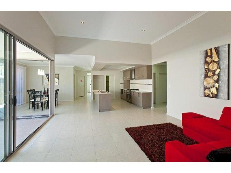 57 Skyview Avenue, Rochedale QLD 4123