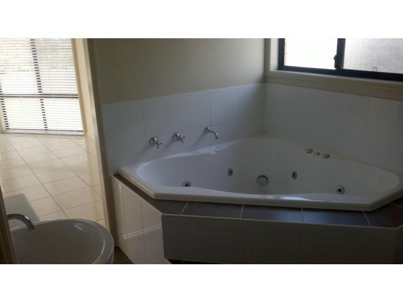 Hatton Vale QLD 4341