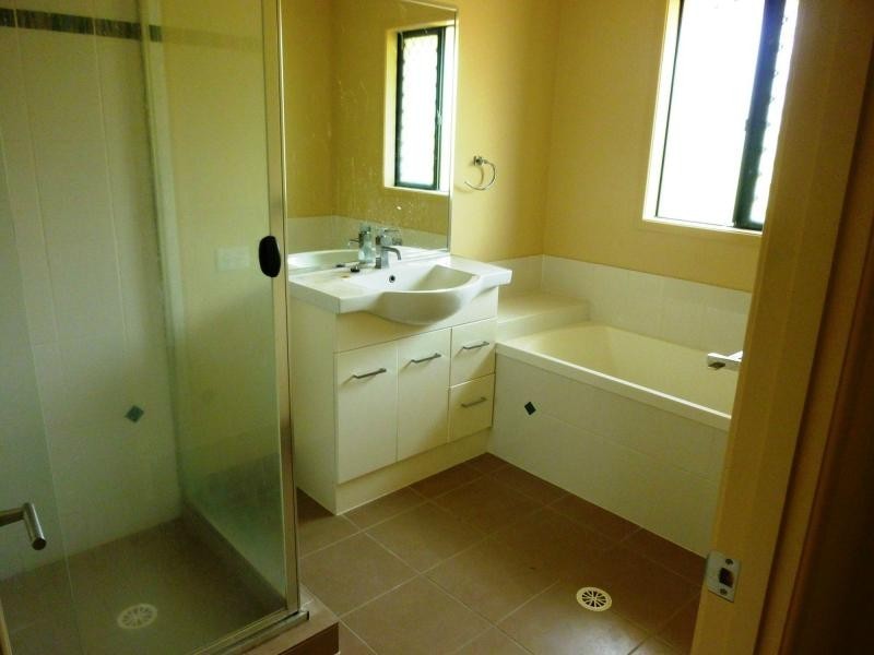 Hatton Vale QLD 4341