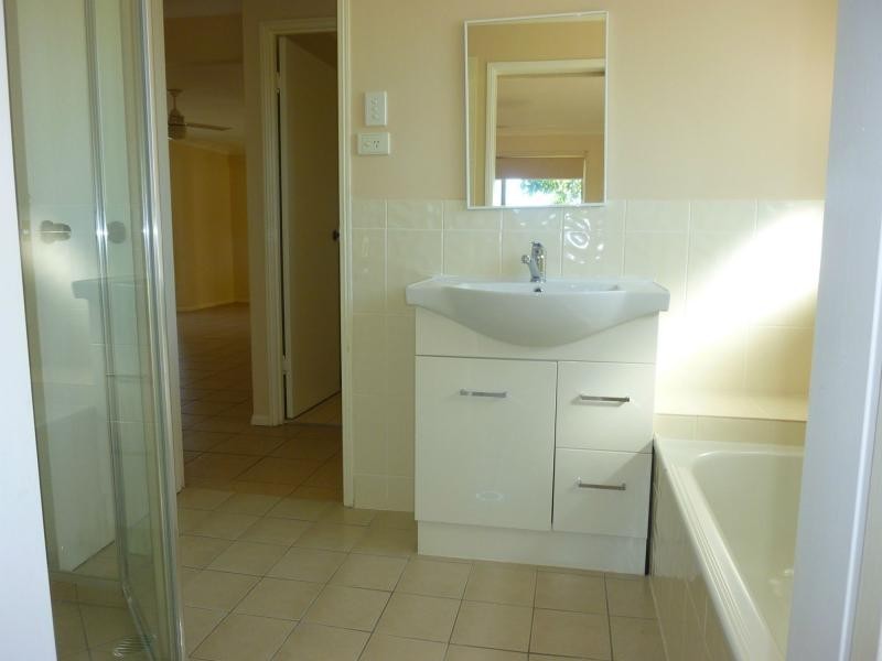 Kensington Grove QLD 4341