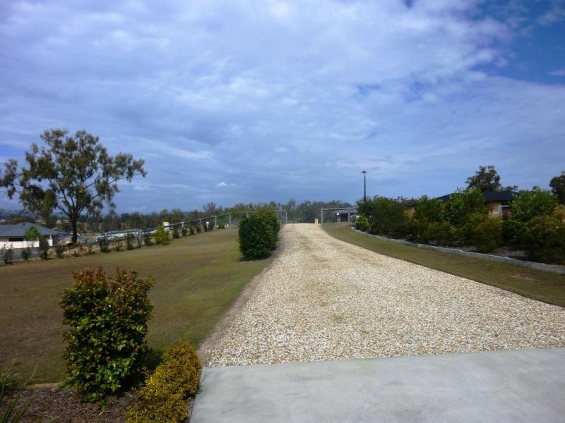 Kensington Grove QLD 4341
