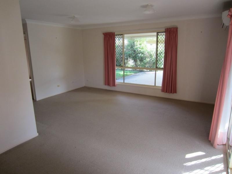 19 Fairway Drive, Hatton Vale QLD 4341