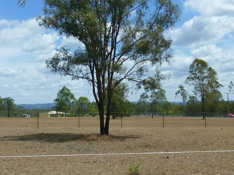 Lockyer Waters QLD 4311