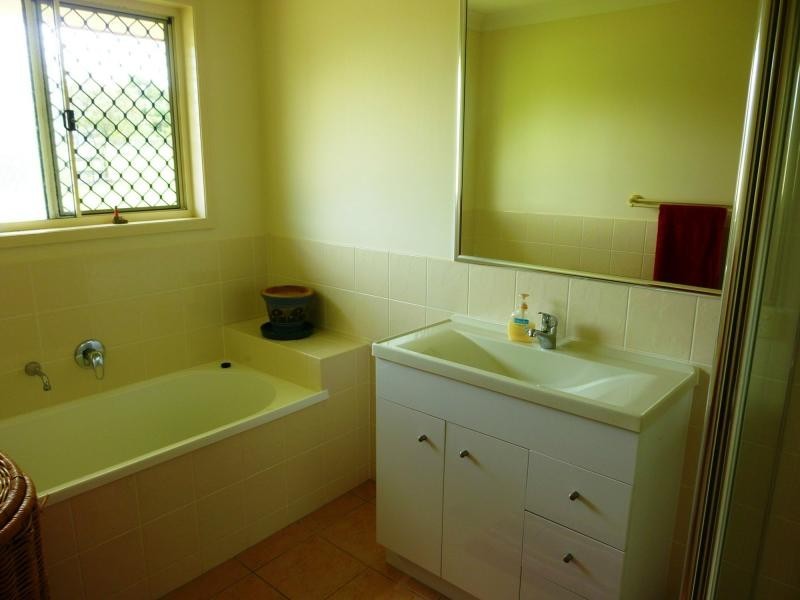 Lockrose QLD 4342