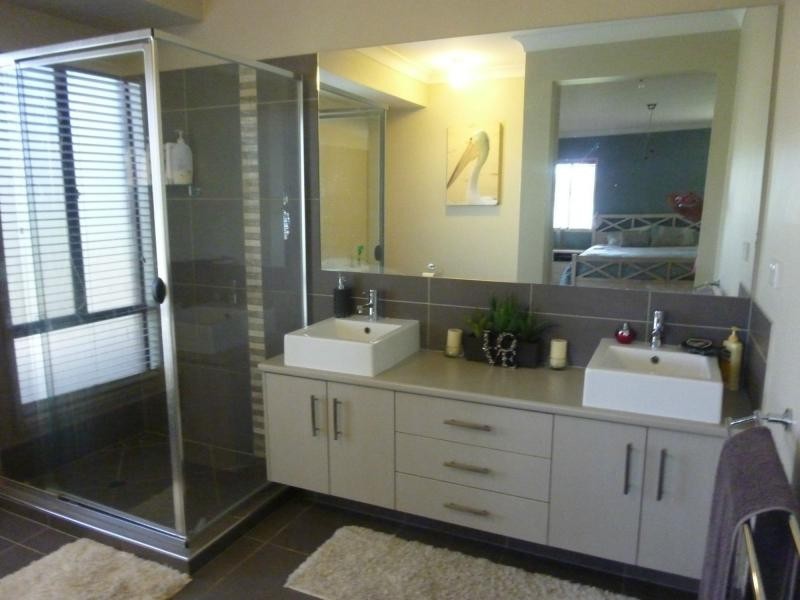 Kensington Grove QLD 4341