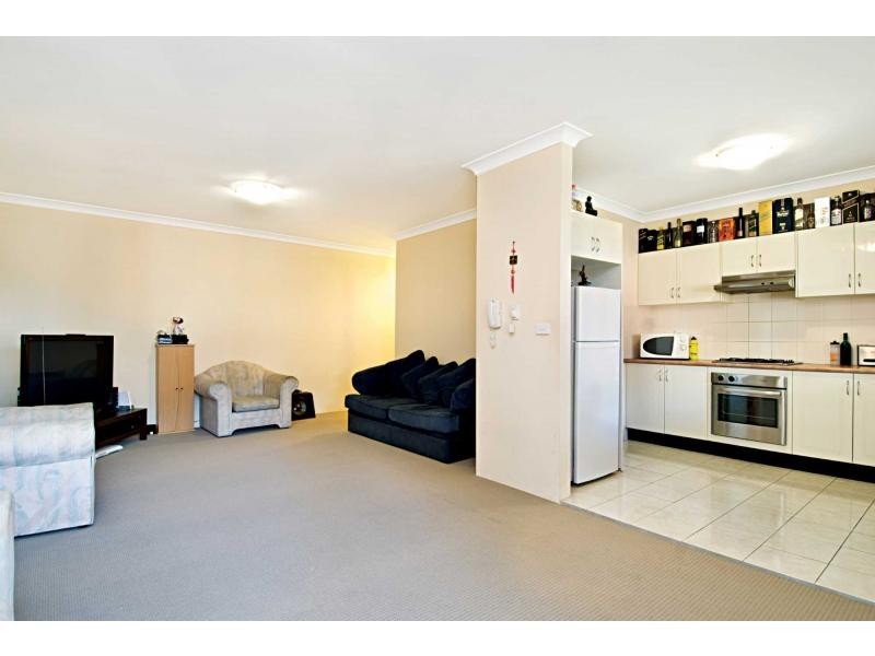 2/482 Merrylands Road, Merrylands NSW 2160