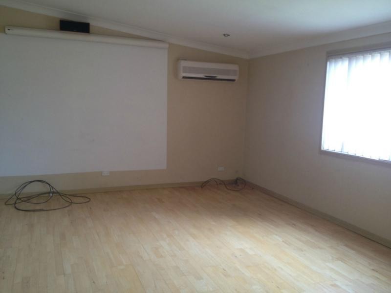 55 Vicliffe Avenue, Campsie NSW 2194