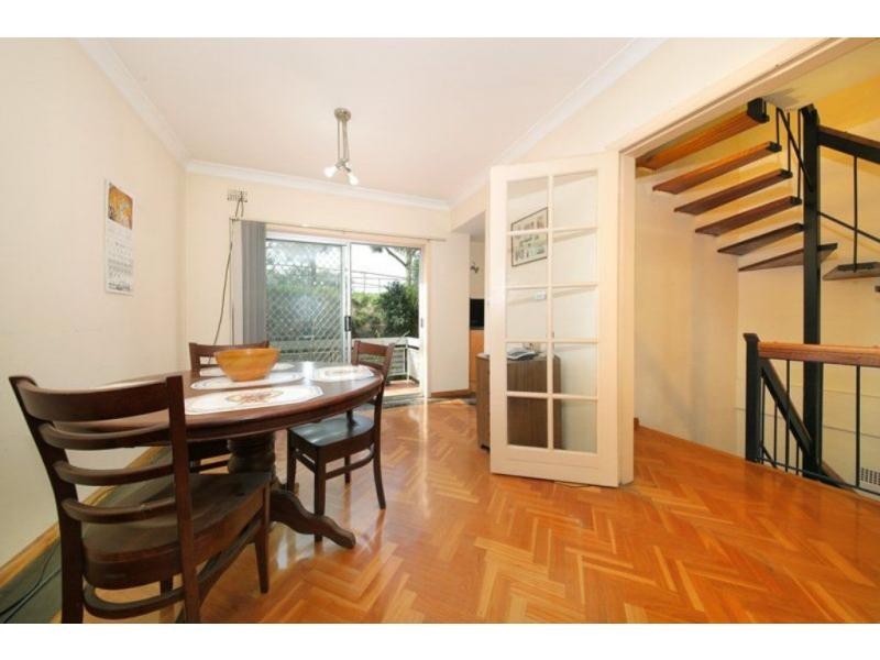 20 Evans Avenue, Eastlakes NSW 2018