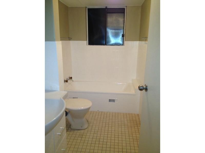 8/96-98 Hampden Road, Five Dock NSW 2046