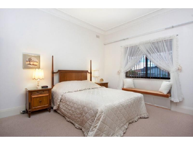 78 Hamilton Avenue, Earlwood NSW 2206