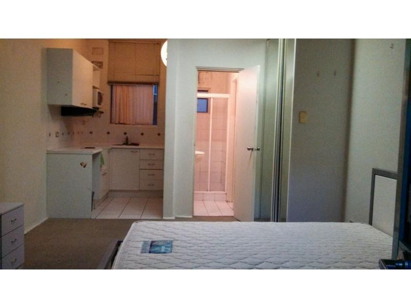 L18/8 Cavil Avenue, Ashfield NSW 2131