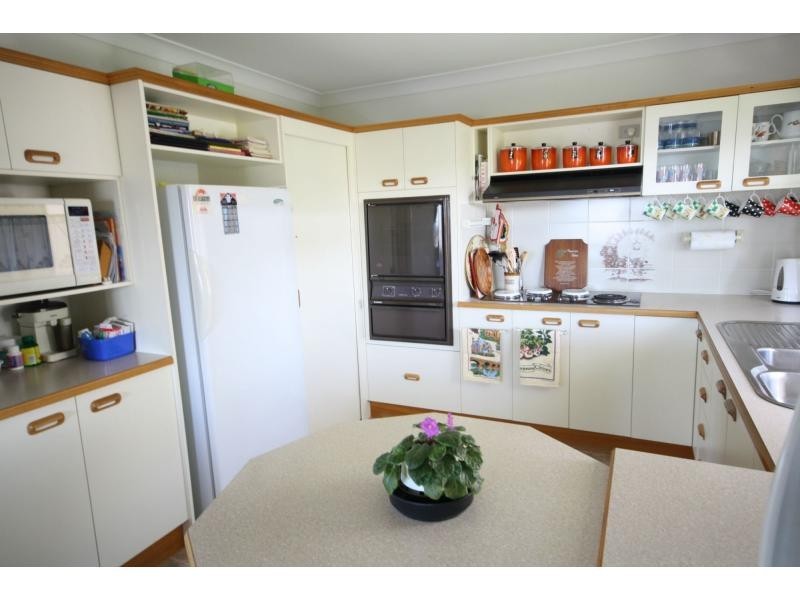 18 Third Avenue, Bonny Hills NSW 2445