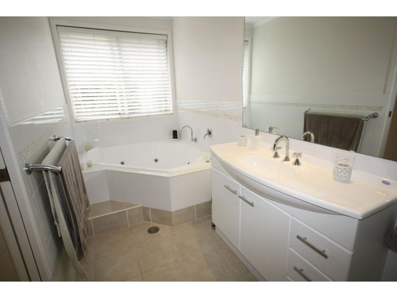 28 Rainbow Beach Drive, Bonny Hills NSW 2445