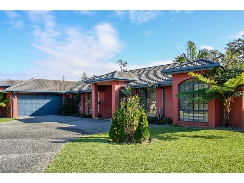 12 Forest Way, Lake Cathie NSW 2445