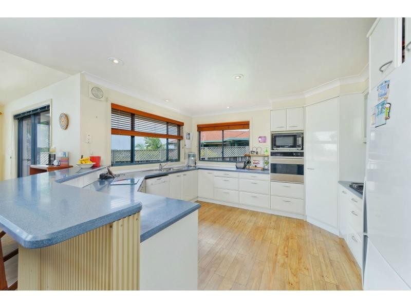 32 Kendall Crescent, Bonny Hills NSW 2445