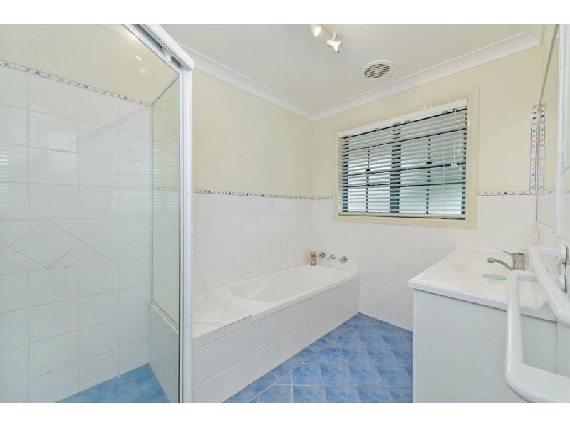 32 Kendall Crescent, Bonny Hills NSW 2445