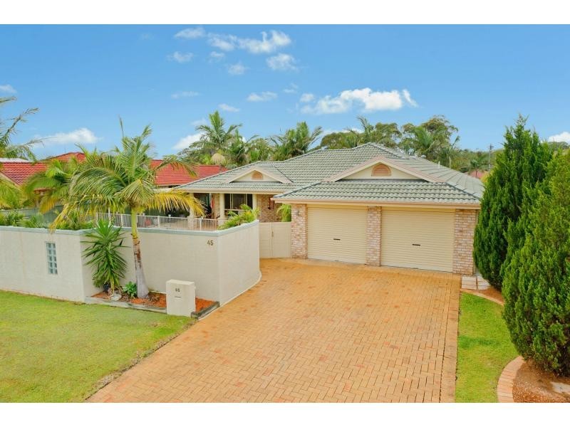 45 Kendall Crescent, Bonny Hills NSW 2445