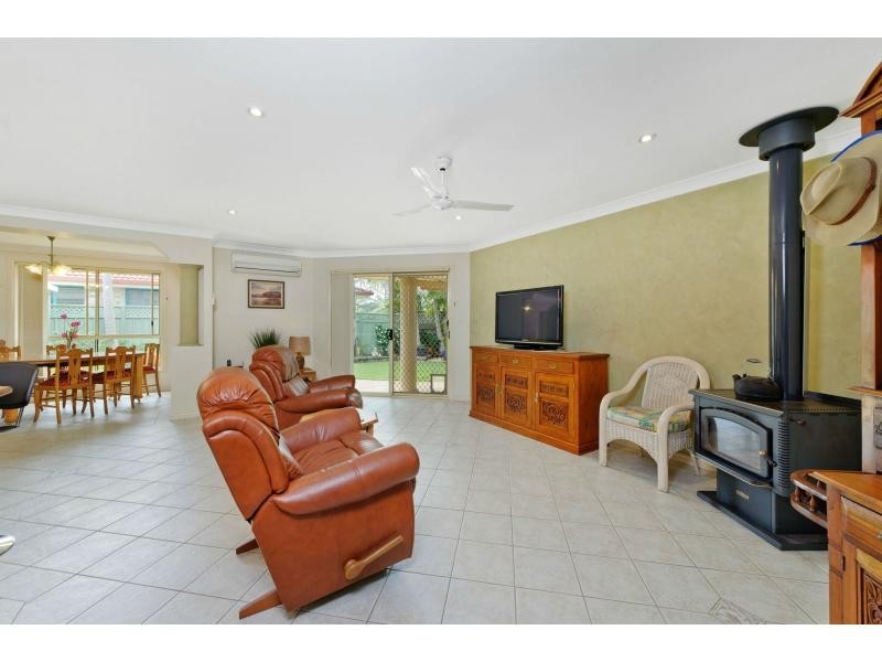 45 Kendall Crescent, Bonny Hills NSW 2445