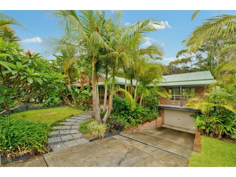 13 Jungarra Crescent, Bonny Hills NSW 2445