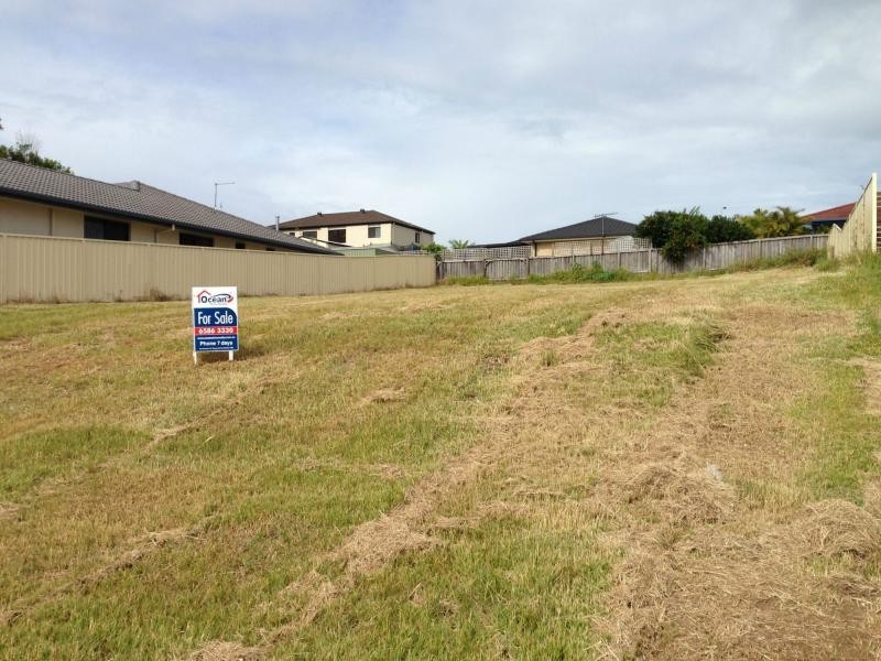 6 Grenadines Way, Bonny Hills NSW 2445