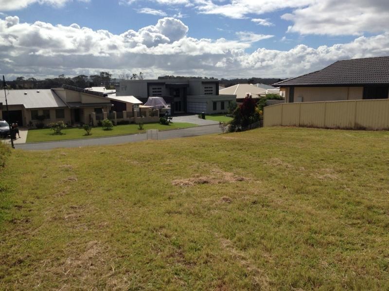 6 Grenadines Way, Bonny Hills NSW 2445