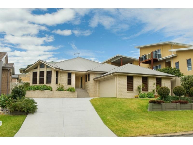 5 Macrae Street, Bonny Hills NSW 2445