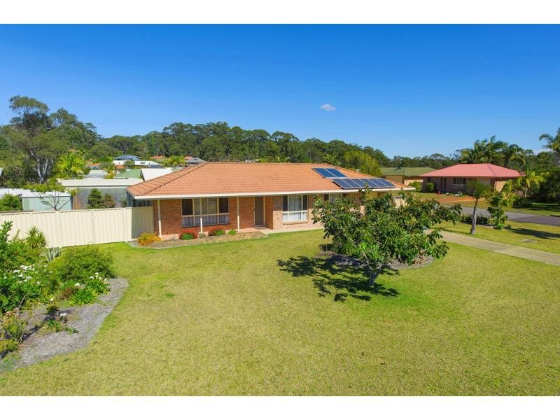 30 St Kitts Way, Bonny Hills NSW 2445
