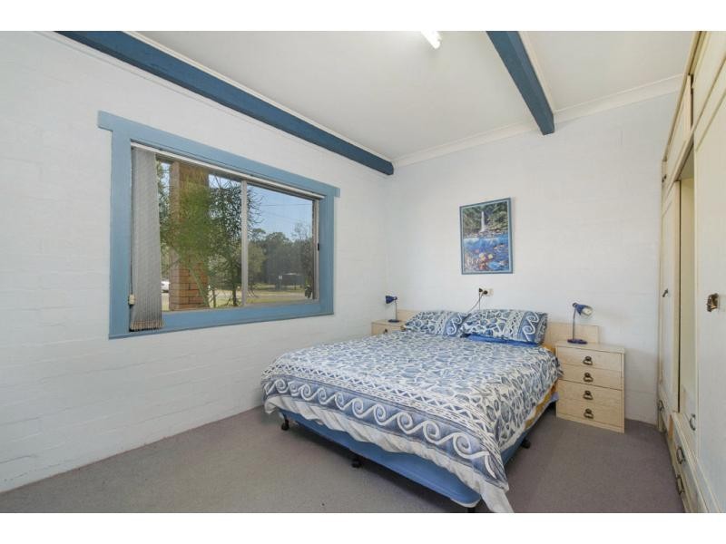 1693 Ocean Drive, Lake Cathie NSW 2445