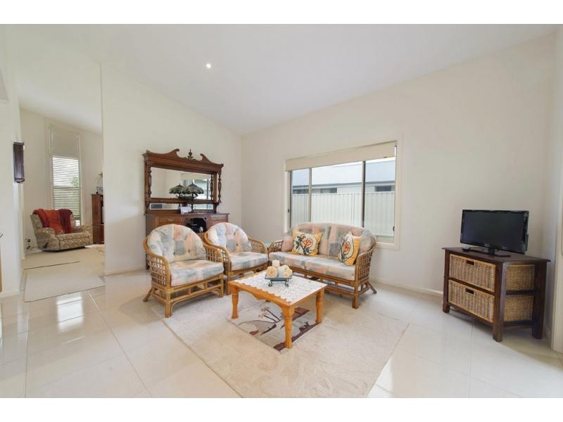 4 Magellan Place, Bonny Hills NSW 2445