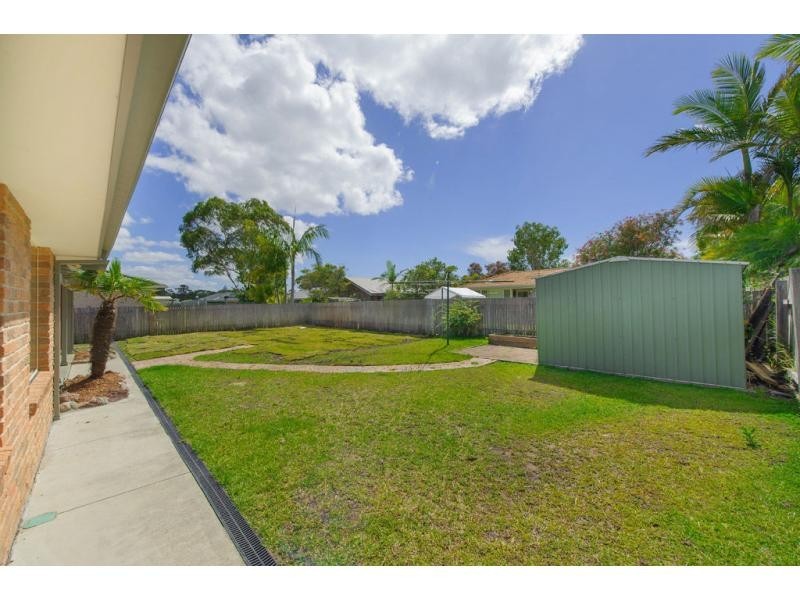 24 St Kitts Way, Bonny Hills NSW 2445